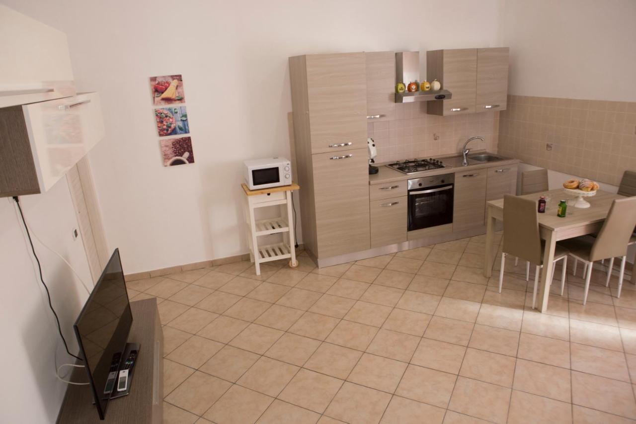 Airport House Apartment Napoli Exterior foto