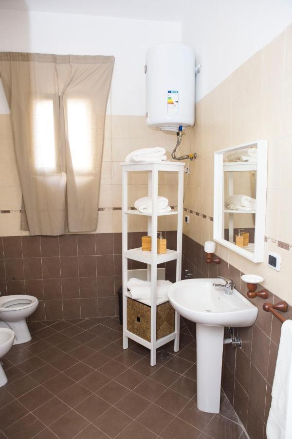 Airport House Apartment Napoli Exterior foto