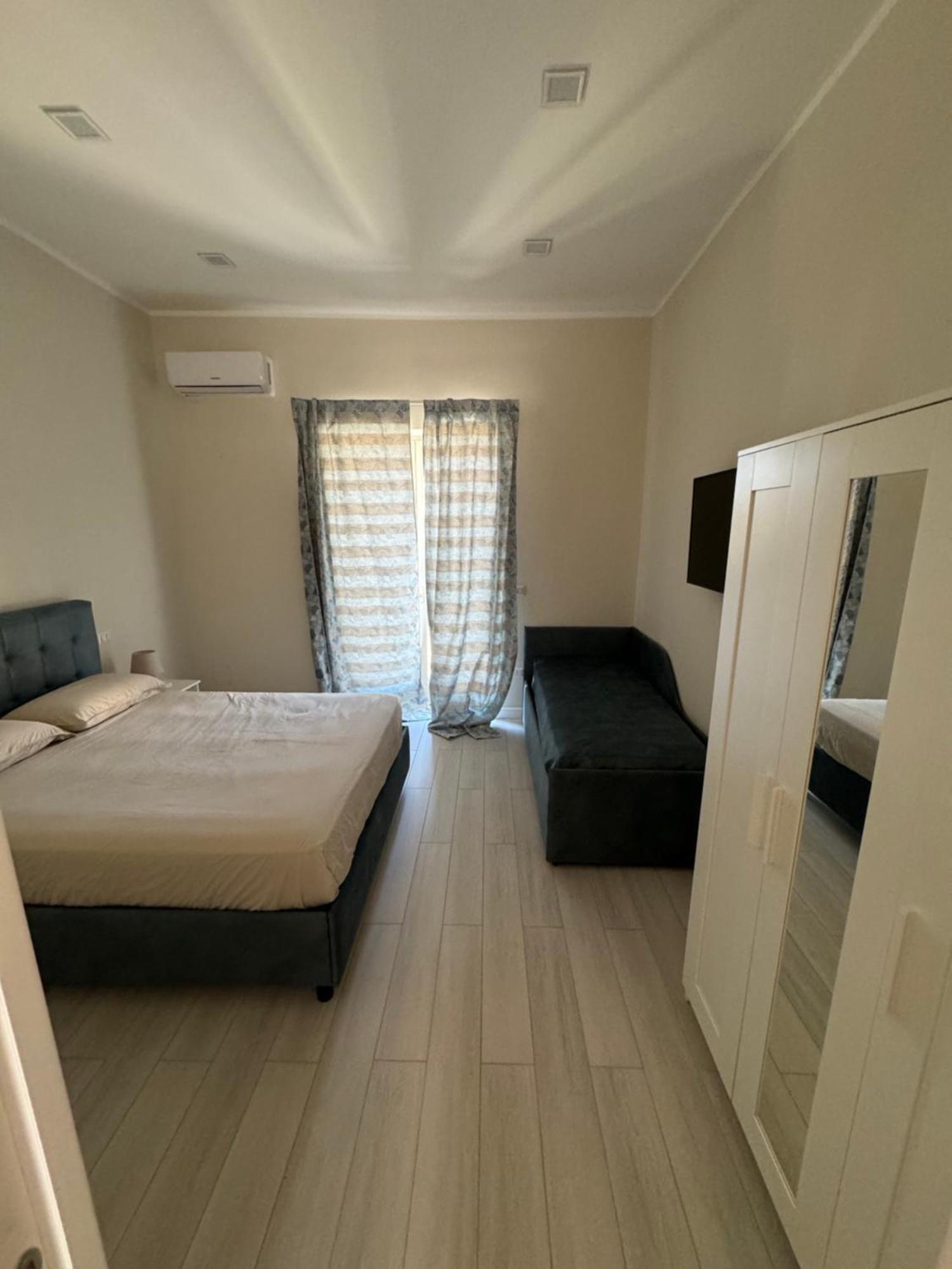 Airport House Apartment Napoli Exterior foto