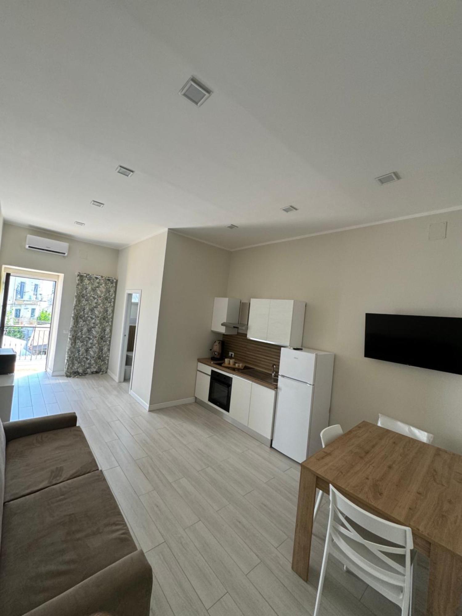 Airport House Apartment Napoli Exterior foto